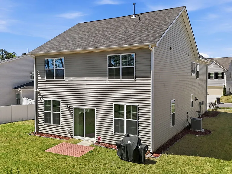450 Hawksbill Dr — Photo 31