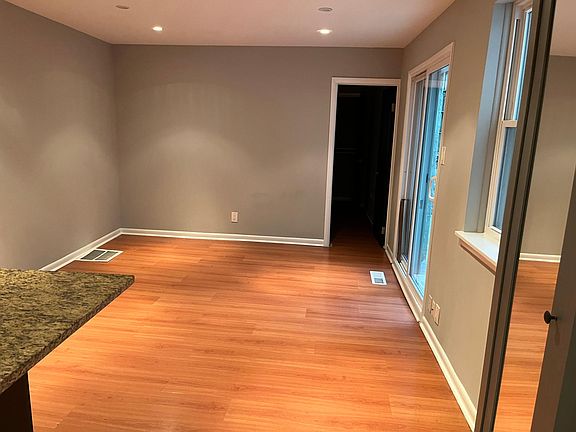 4th image of 1229 Federal St Floor 1