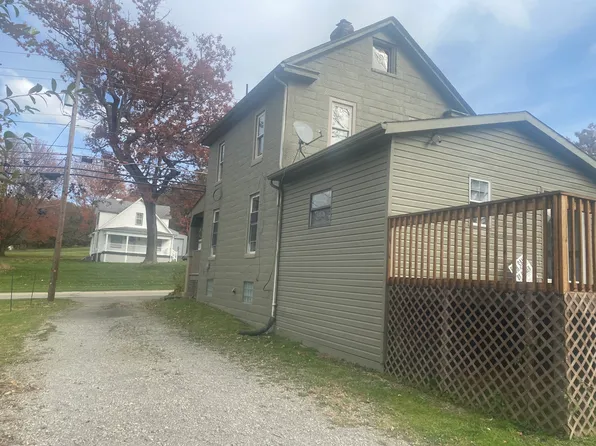 806 S Pike Rd, Sarver, PA 16055