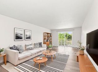 18411 E Burnside St APT 202, Portland, OR 97233