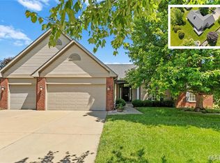 724 E Wesley Dr, O'Fallon, IL