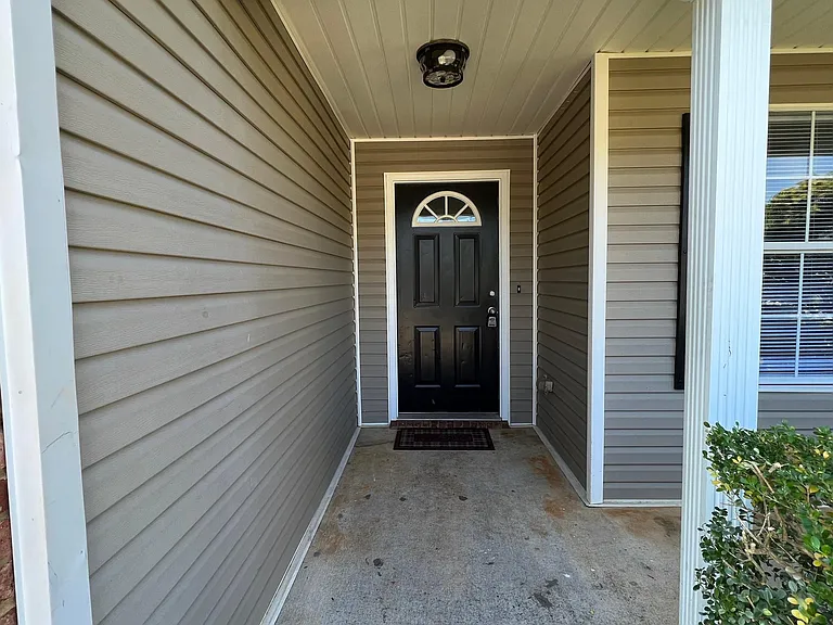 119 Kentshire Ln — Photo 2