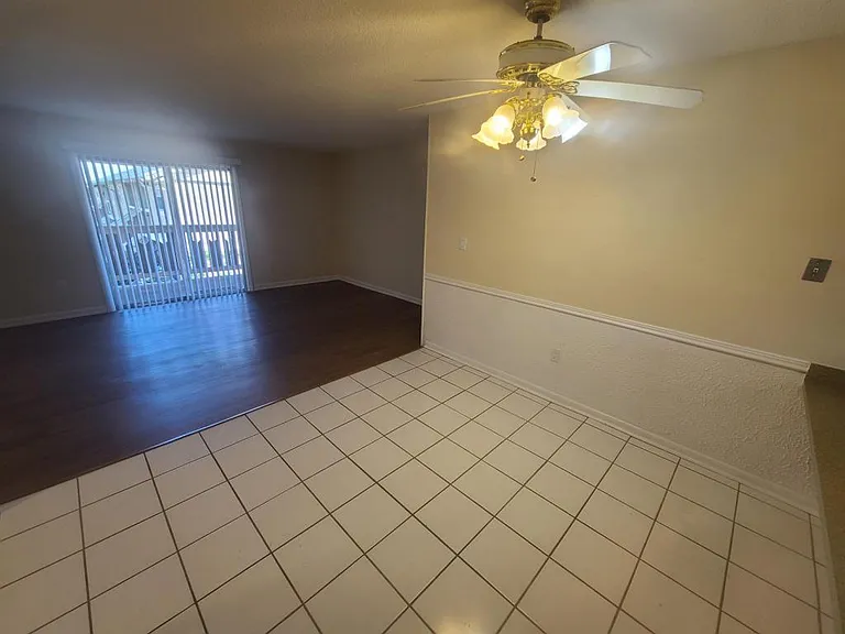 254 Ulster Ln — Photo 6