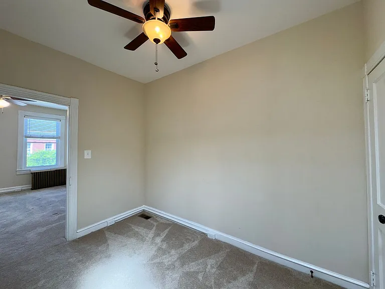 311 S East Ave — Photo 18