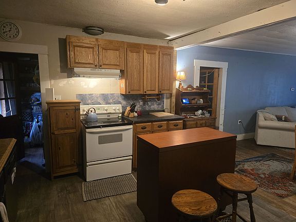 4th image of 44 Baldwin Court