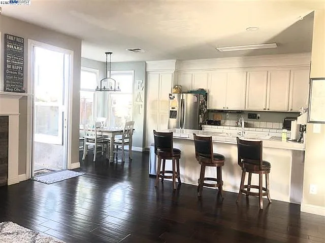 1154 Mulberry Pl — Photo 8