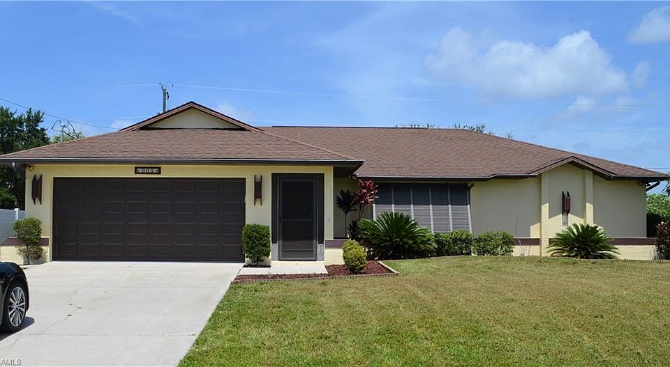 1st image of 905 SW 11th Pl