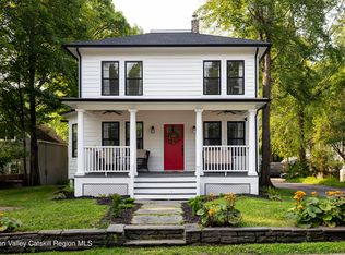 115 Tinker St, Woodstock, NY 12498