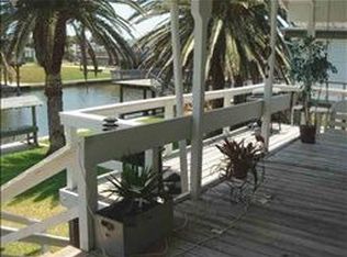 22027 Matagorda Dr, Galveston, TX 77554