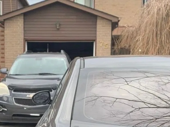 75 Chalmers Cres, Ajax, ON L1S 5Z6