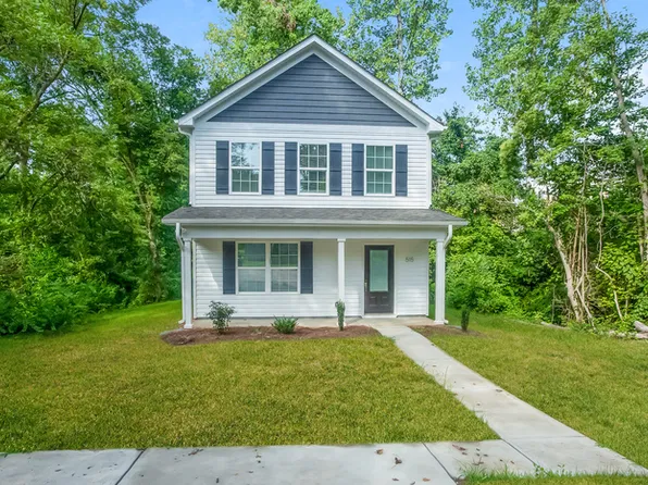 515 Sacco St, Belmont, NC 28012