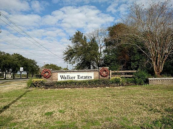 2nd image of 5607 Walker Dr