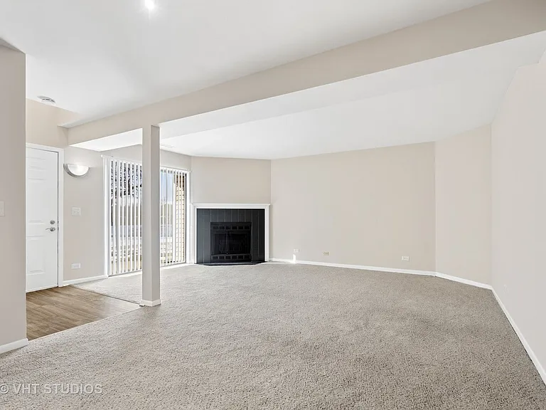 1621 Westminster Dr #112 — Photo 17