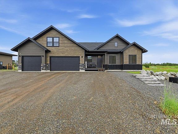 2nd image of 13152 Hawks Bay Rd