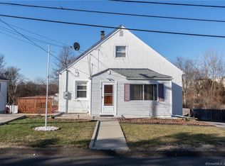 9 Brainerd Rd, Branford, CT 06405