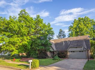 2301 W Pittsburg St, Broken Arrow, OK 74012
