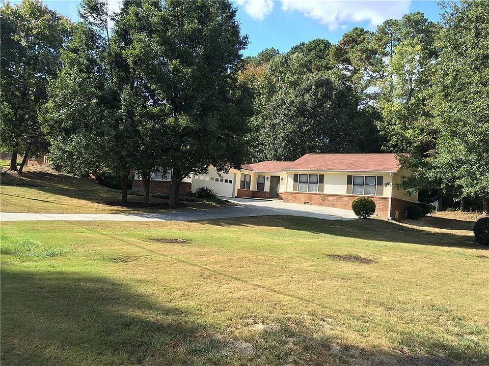 1st image of 2157 Hartridge Dr