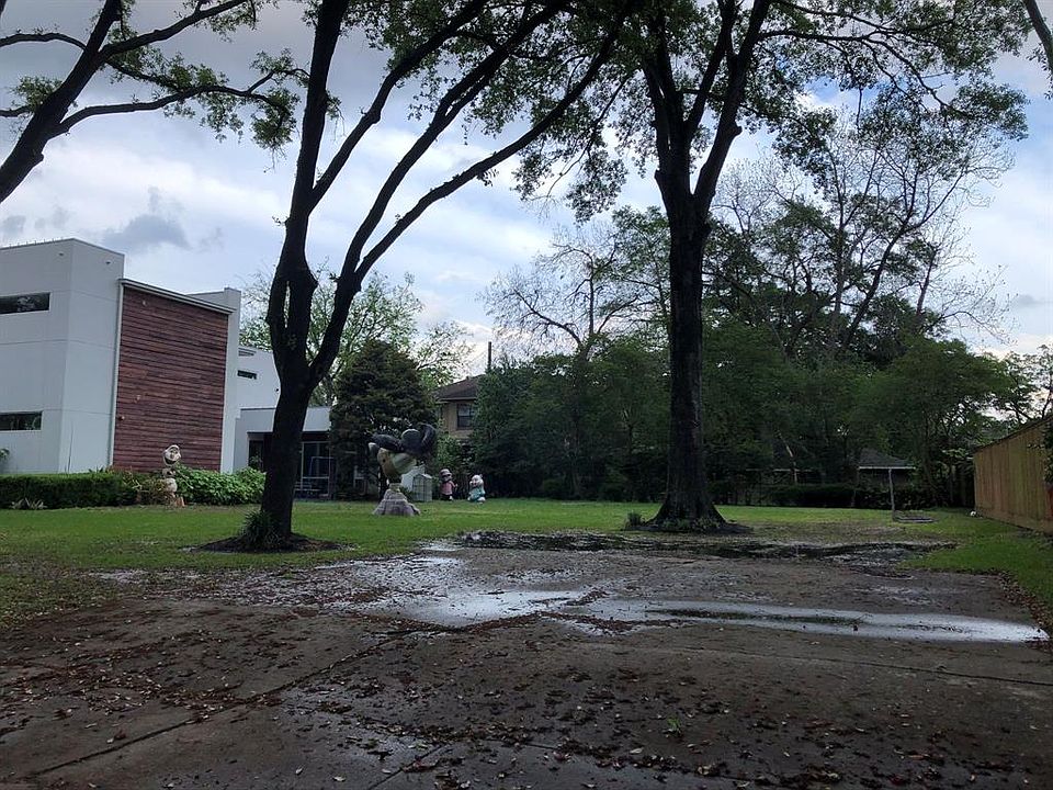 1st image of 8521 Westview Dr