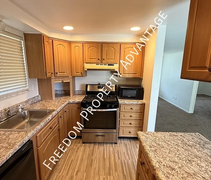 800 Flint Rd — Photo 1