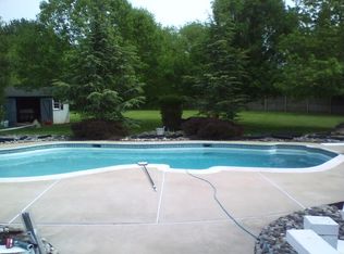 5 Matthew Rd, Hillsborough, NJ 08844