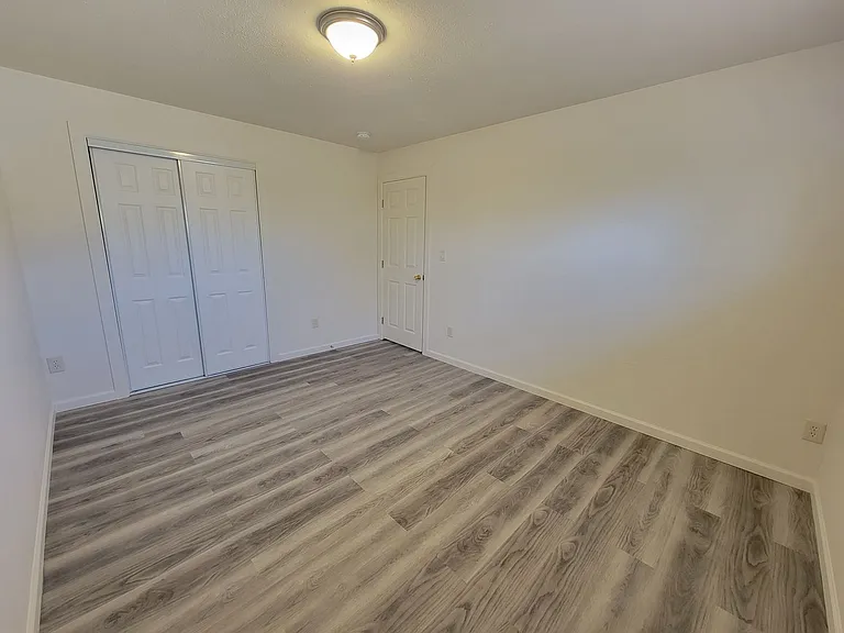 3009 N Rose St #9-15 — Photo 8