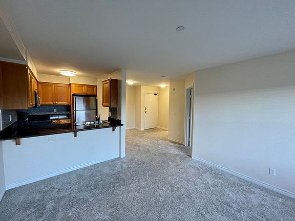 3rd image of 4077 3rd Ave APT 206