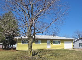 5101 Greenleaf Ln, South Bend, IN