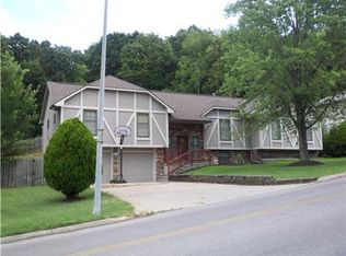 1735 Haas Dr, Kansas City, KS 66106