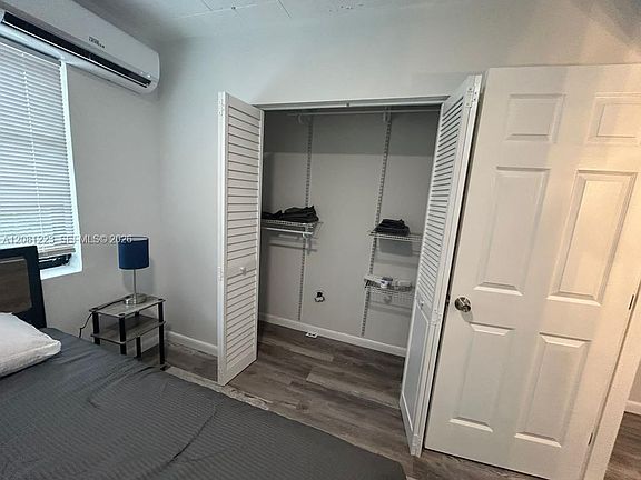 5th image of 2655 SW 24th Ave APT 4