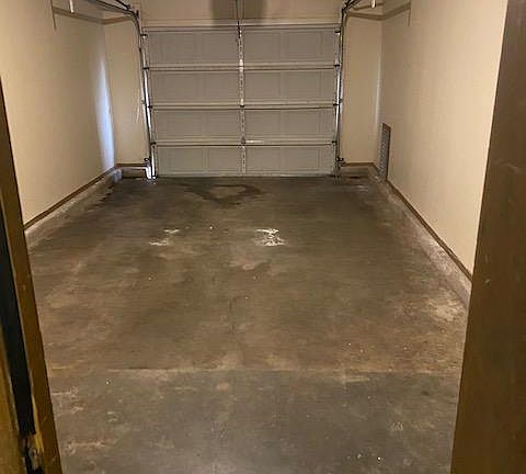 4th image of 2113 Gladstone St APT A