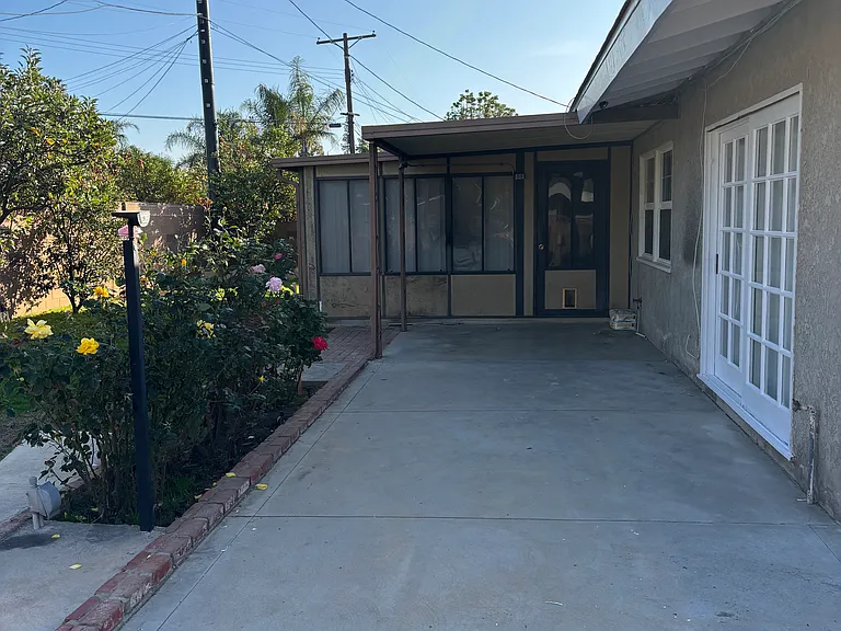 7936 Ducor Ave — Photo 32
