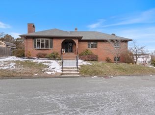 8 Sim Rd, Saugus, MA 01906