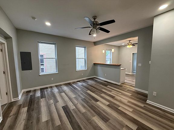 5th image of 802 N Division St #A
