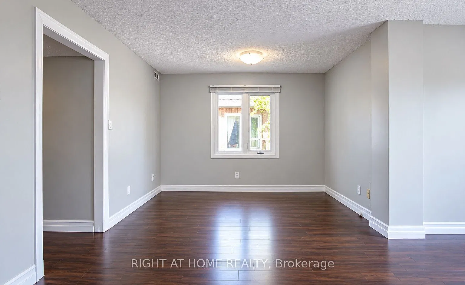3 bed, $2,450 — Photo 4