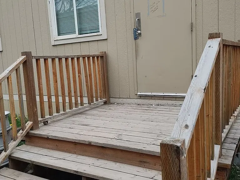 317 E Smith St — Photo 1