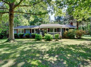 198 Edgewater Rd, Saluda, VA 23149