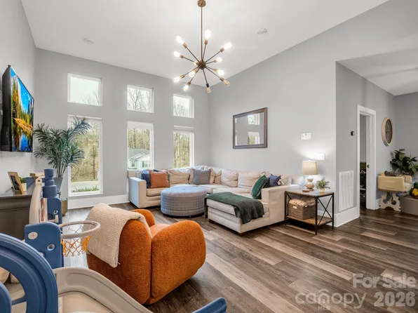 1317 Wyanoke Ave, Shelby, NC 28152