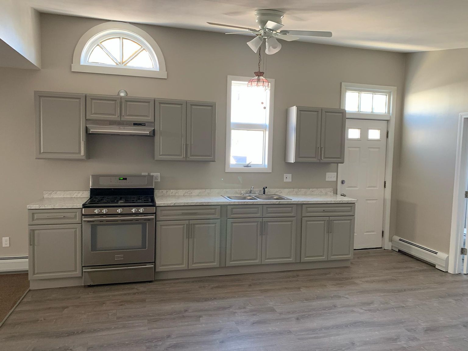 124 Thompson St 1, New Bedford, MA 02740 Zillow