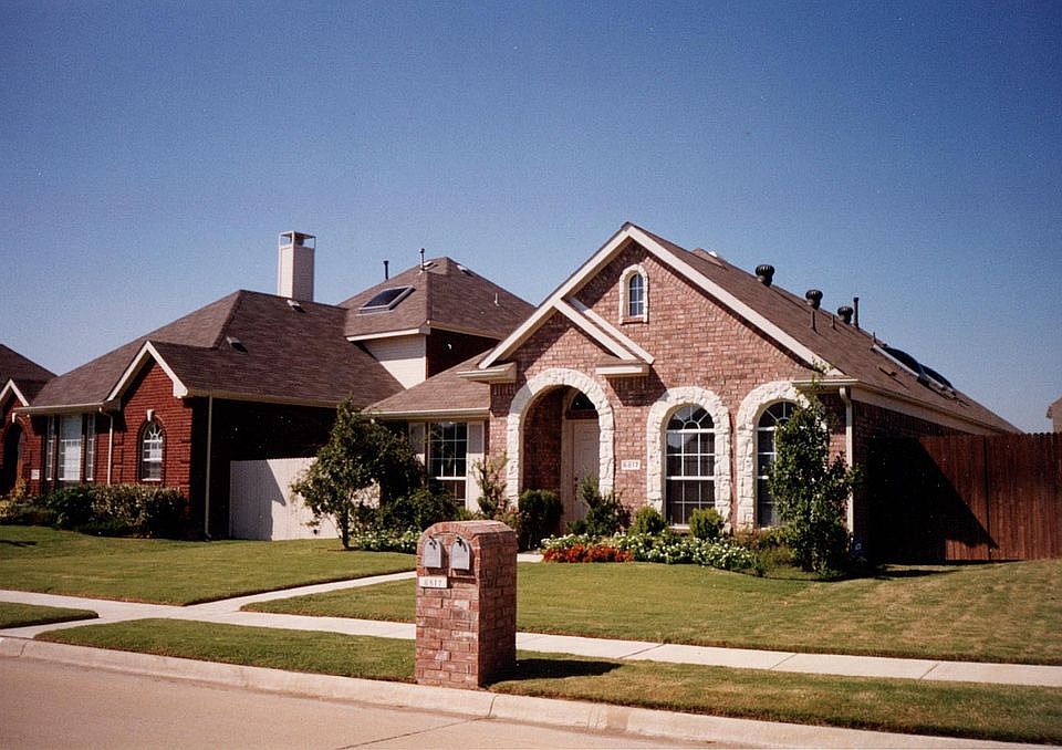 1st image of 6817 Forest Hills Dr
