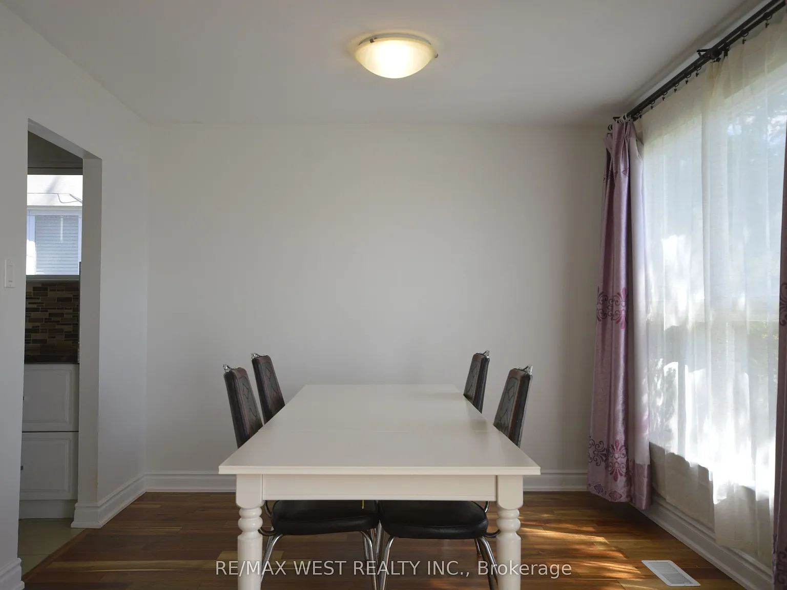 6 bed, $3,900 — Photo 4