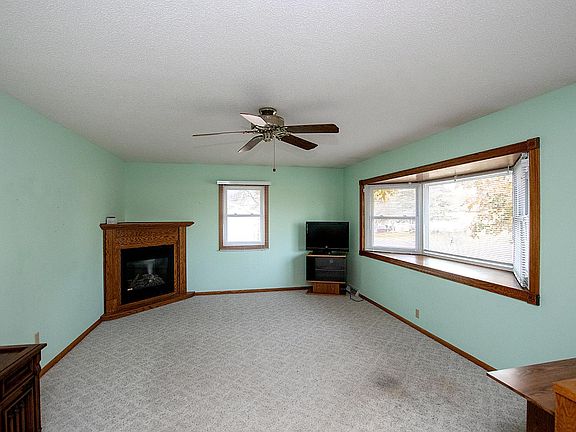 2nd image of 432 7th Ave S