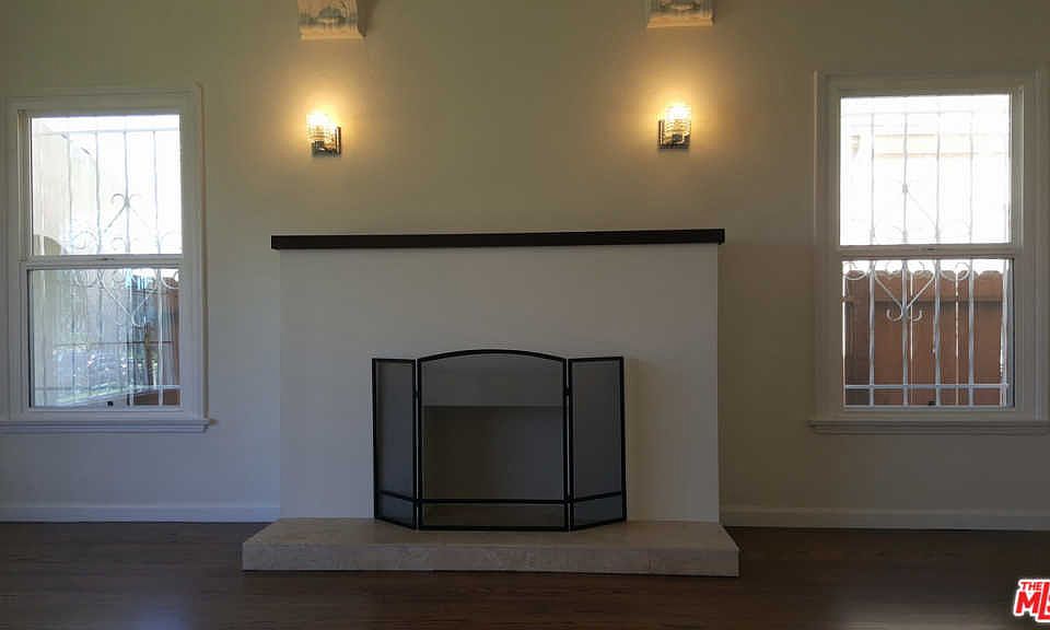 1st image of 418 N Detroit St