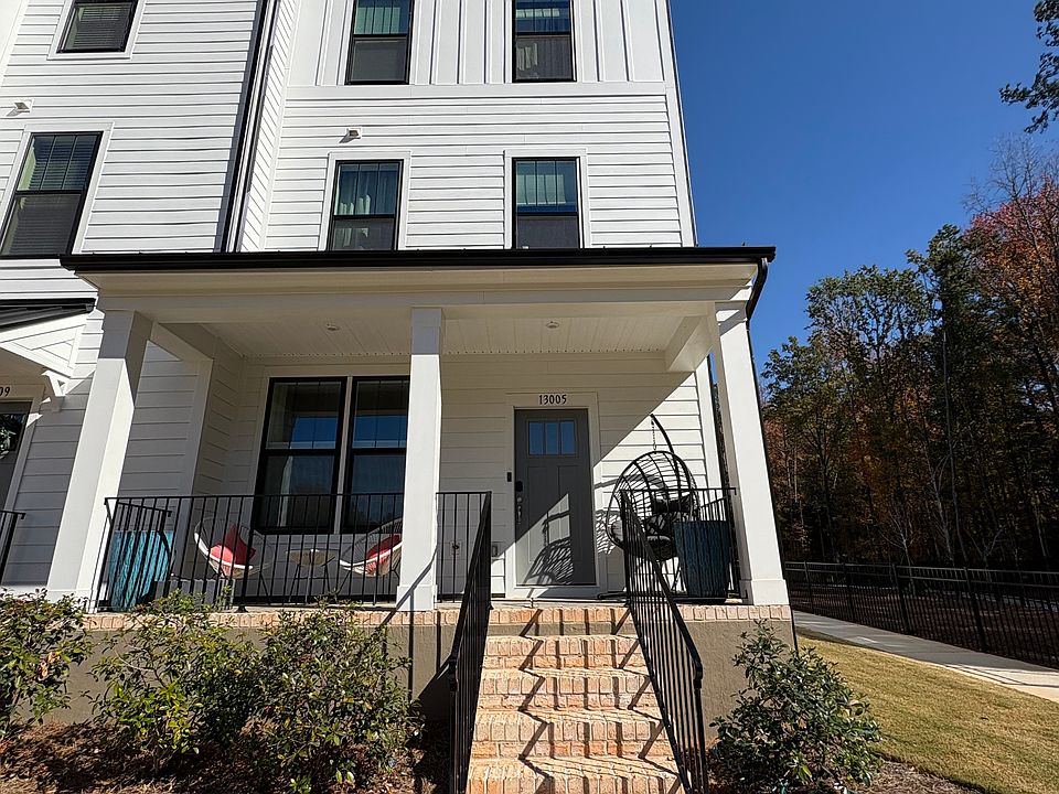 No homes directly in front of the unit -- offering added privacy and open space.