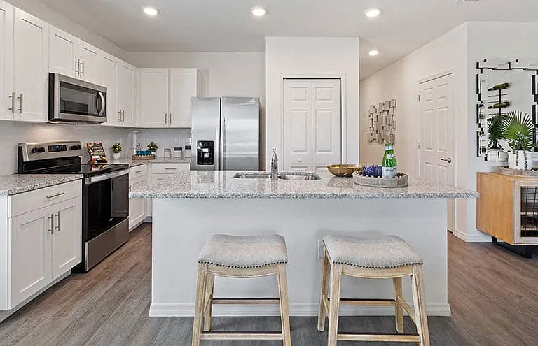 Soluna Townhomes — Photo 7