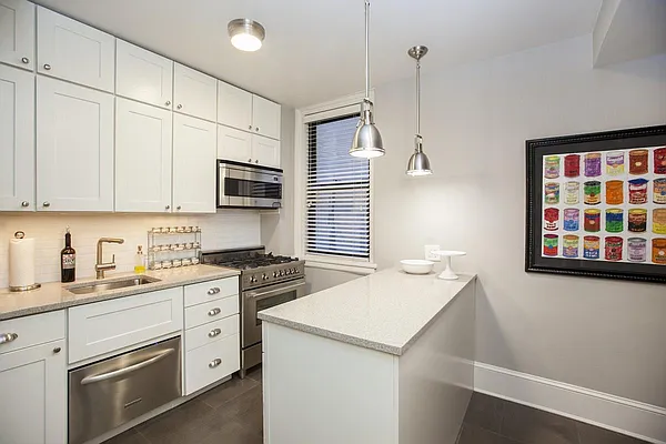 Sold by Engel & Völkers New York Real Estate | media 13