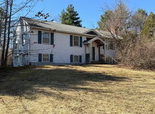 125 Brookfield Rd, Sturbridge, MA 01518