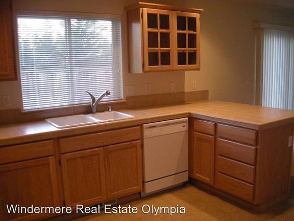 4th image of 4107 Maricite St SE