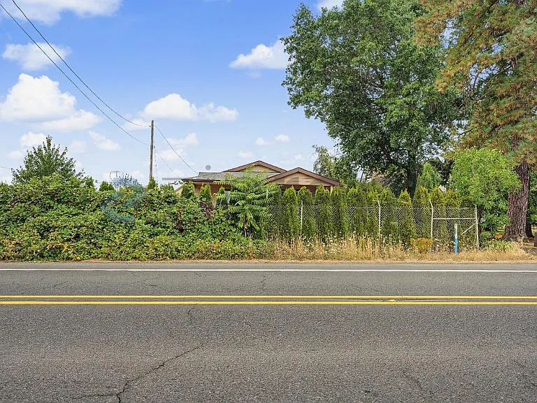 6655 S Arndt Rd — Photo 4