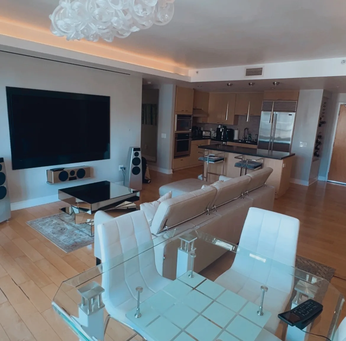 2 bed, 1259 sqft, $5,000 — Photo 1