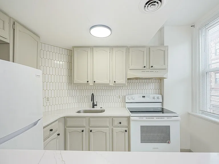 1714 S 4th St #2F — Photo 7